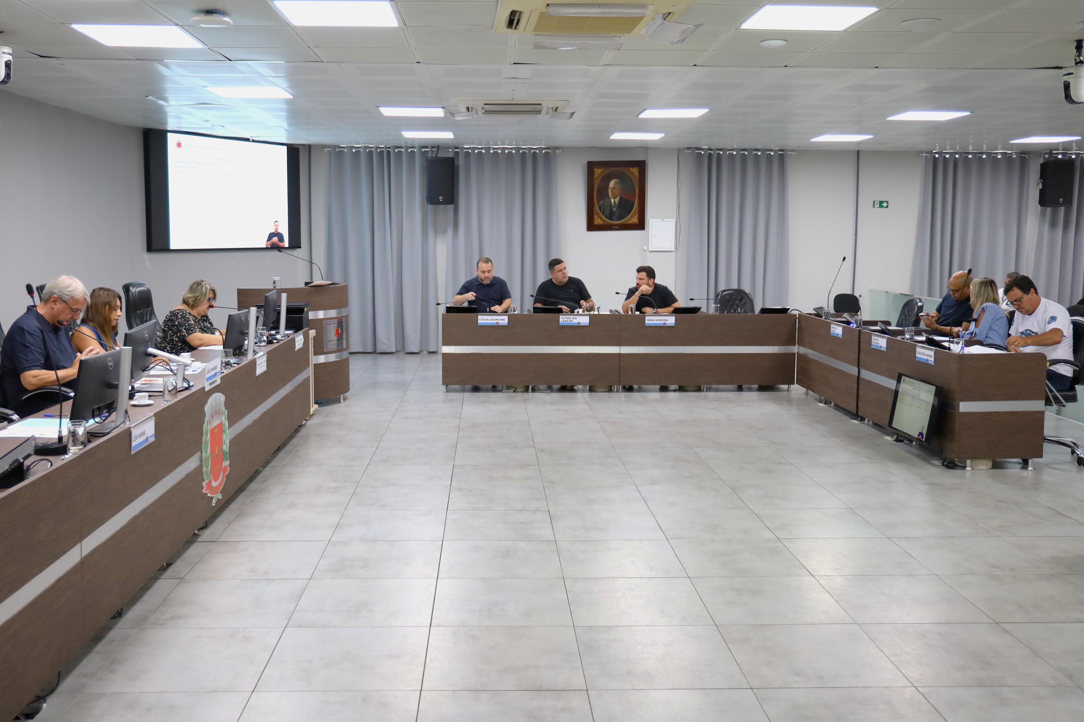 Metas fiscais do 3º quadrimestre de 2025 são debatidas em audiência pública na Câmara